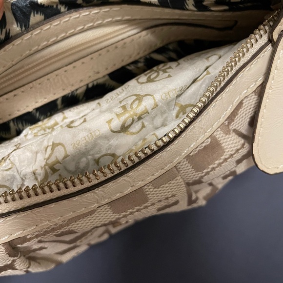 COPY - Guess handbag Bond St in colour stone BNWT - Picture 6 of 9